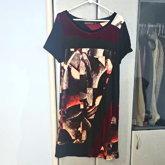 C'Fait Pour Vous Dresses & Skirts - Abstract Print Velvet Short Sleeve Dress, Size L, C'Fait Pour Vous